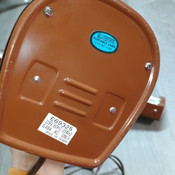 Brown Metal Vintage Desk Banker Lamp Fluerosecent Push Button UL E69325 - Picture 8 of 10